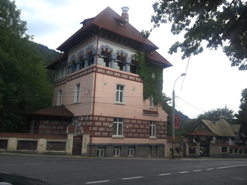 ホテルCasa De Odihna シナヤ エクステリア 写真